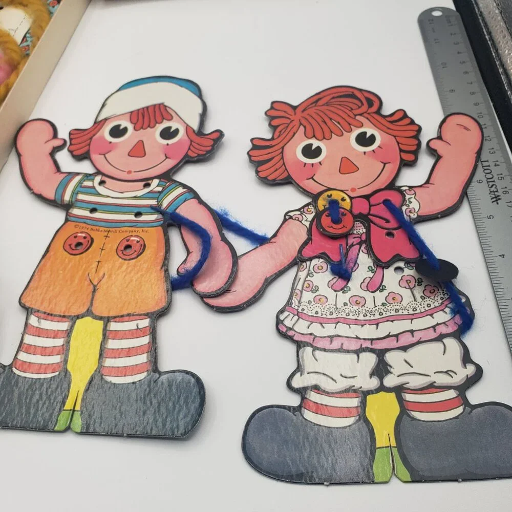 Vintage Raggedy Ann And Andy Sew Ons Colorforms 910C 1974  Activity Yarn / DD
